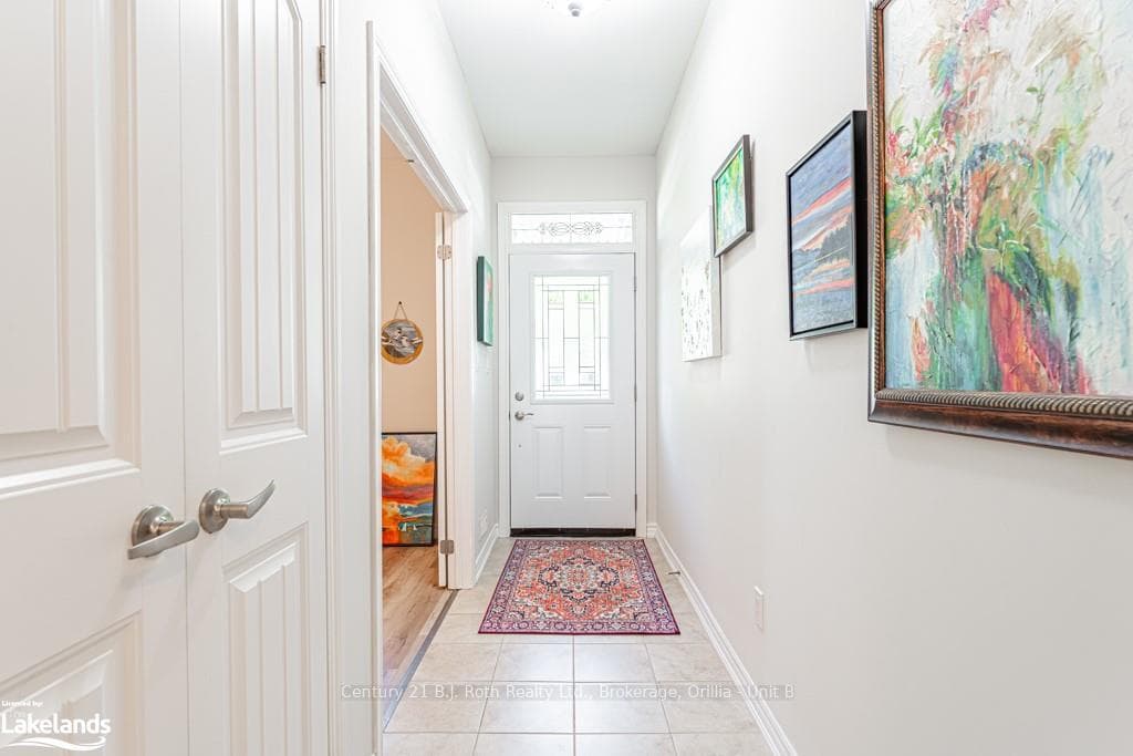 39 RIVERWALK Drive photo 3