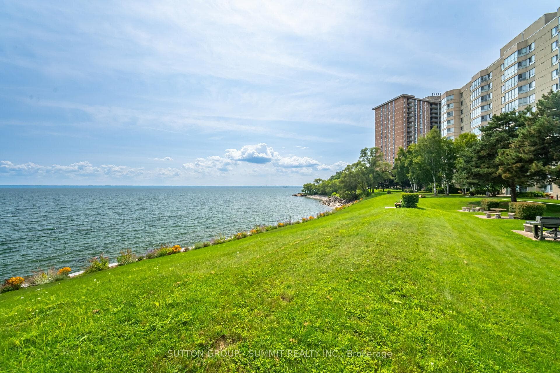 5280 Lakeshore Road Unit 405 photo 34