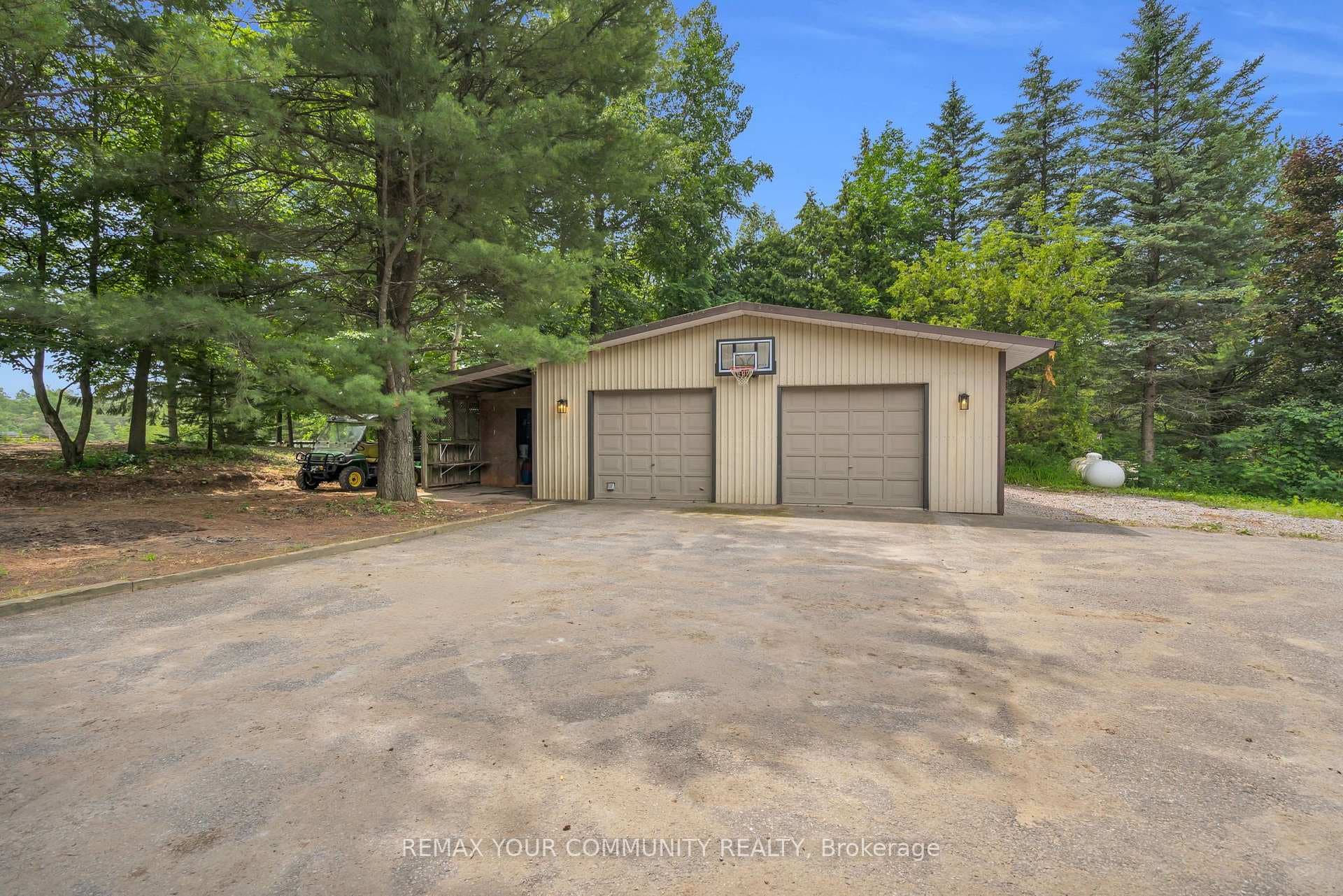 273 Wees Road photo 44