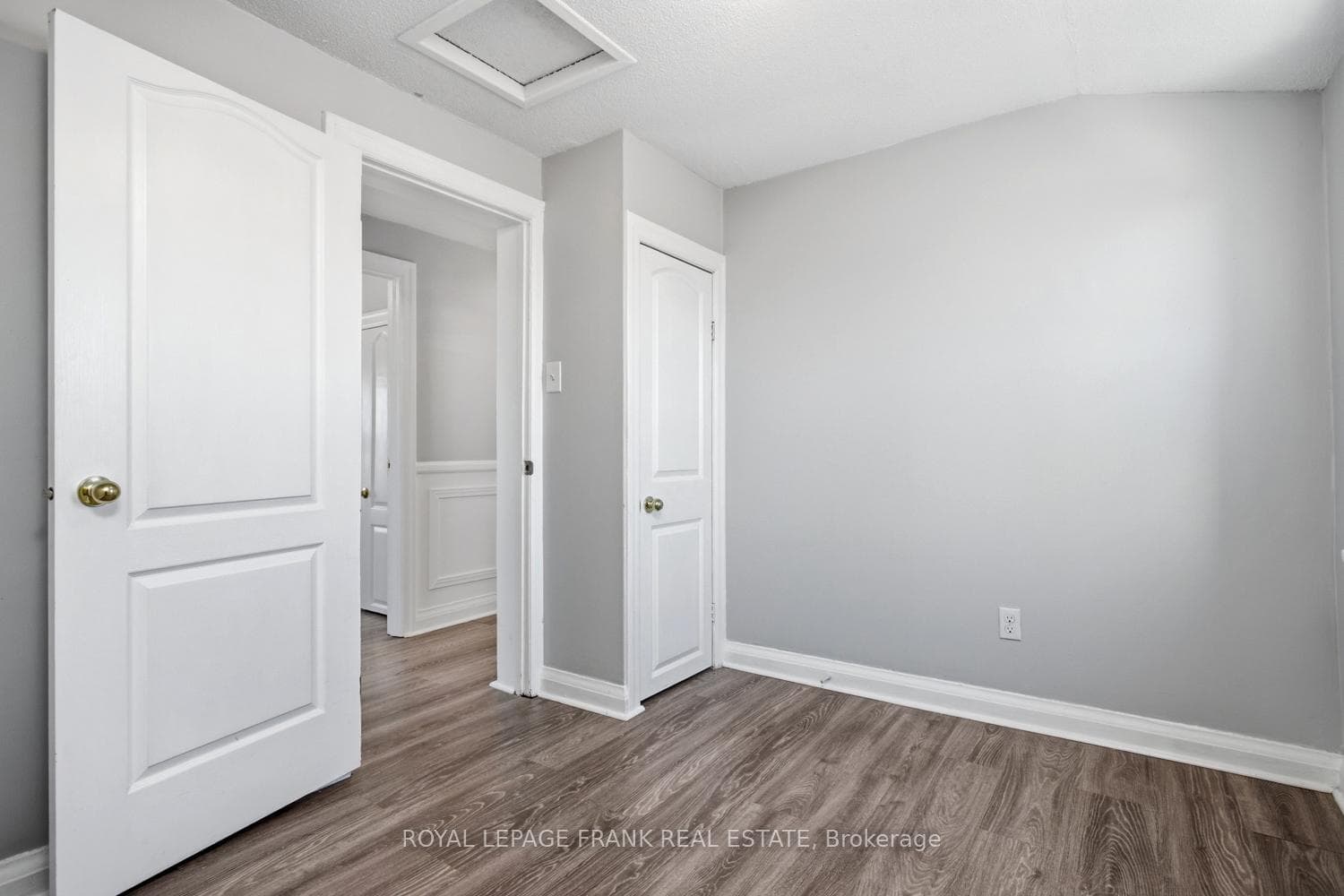 542 Walmer Road photo 17