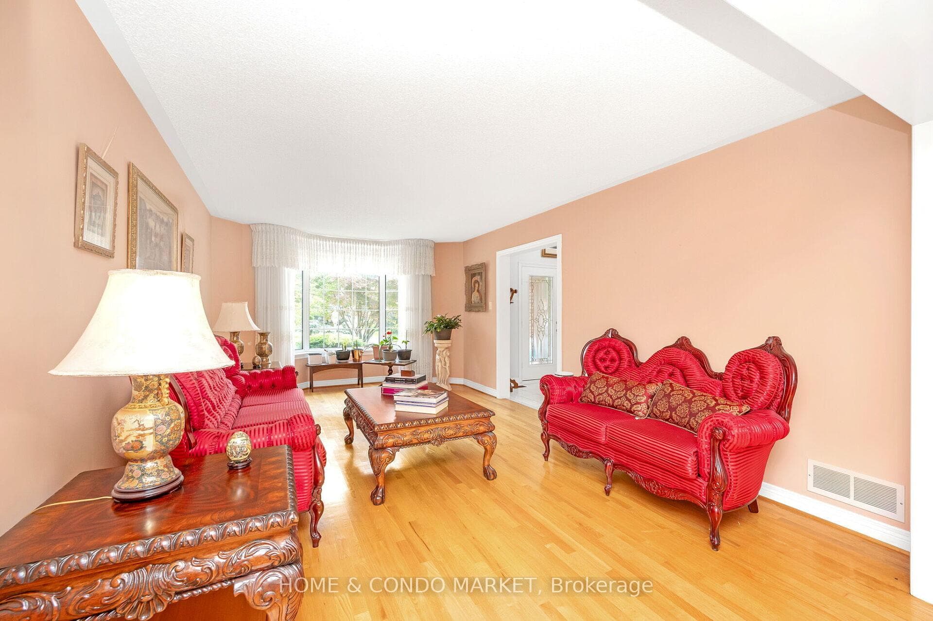 15 Samuel Crescent photo 13