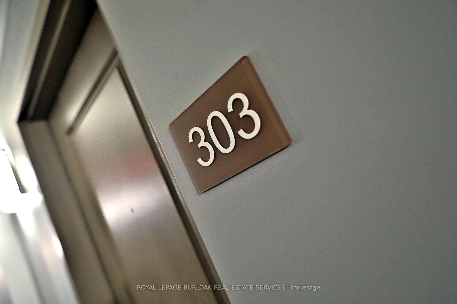 85 Robinson Street Unit 303 photo 7