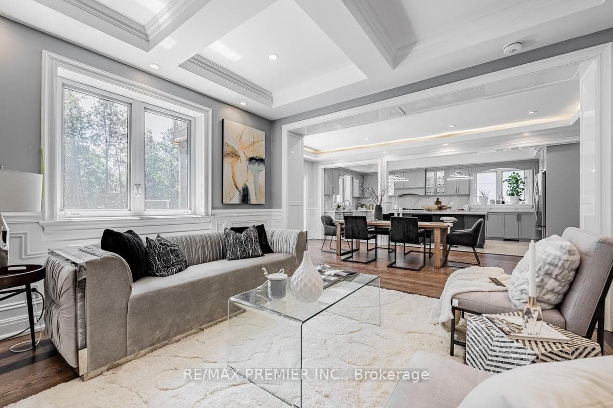 29 Millburn Drive photo 14