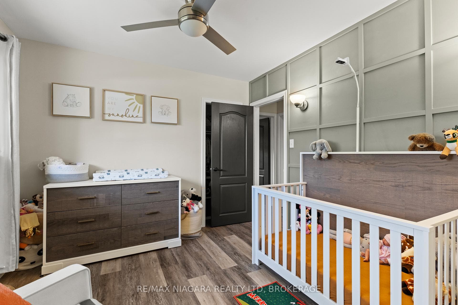 16 Peachtree Park photo 23