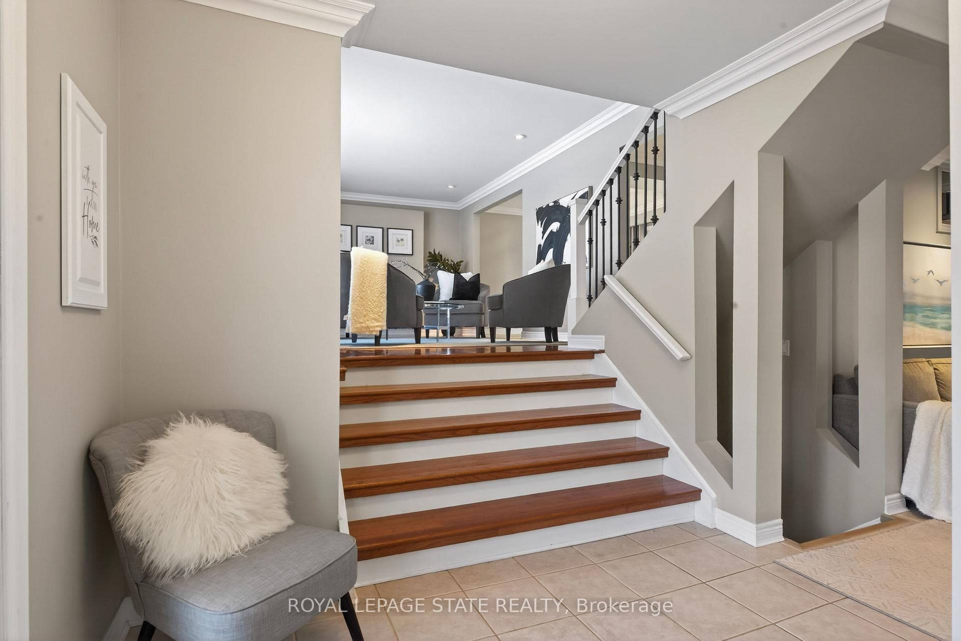 35 Shalfleet Boulevard photo 10