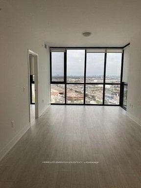2908 Highway 7 Road Unit 1401 photo 2