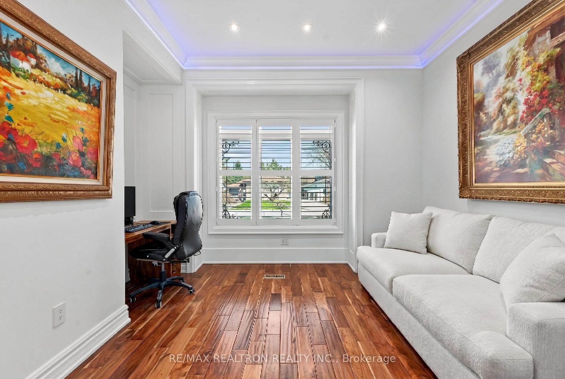 374 Elmwood Avenue photo 15