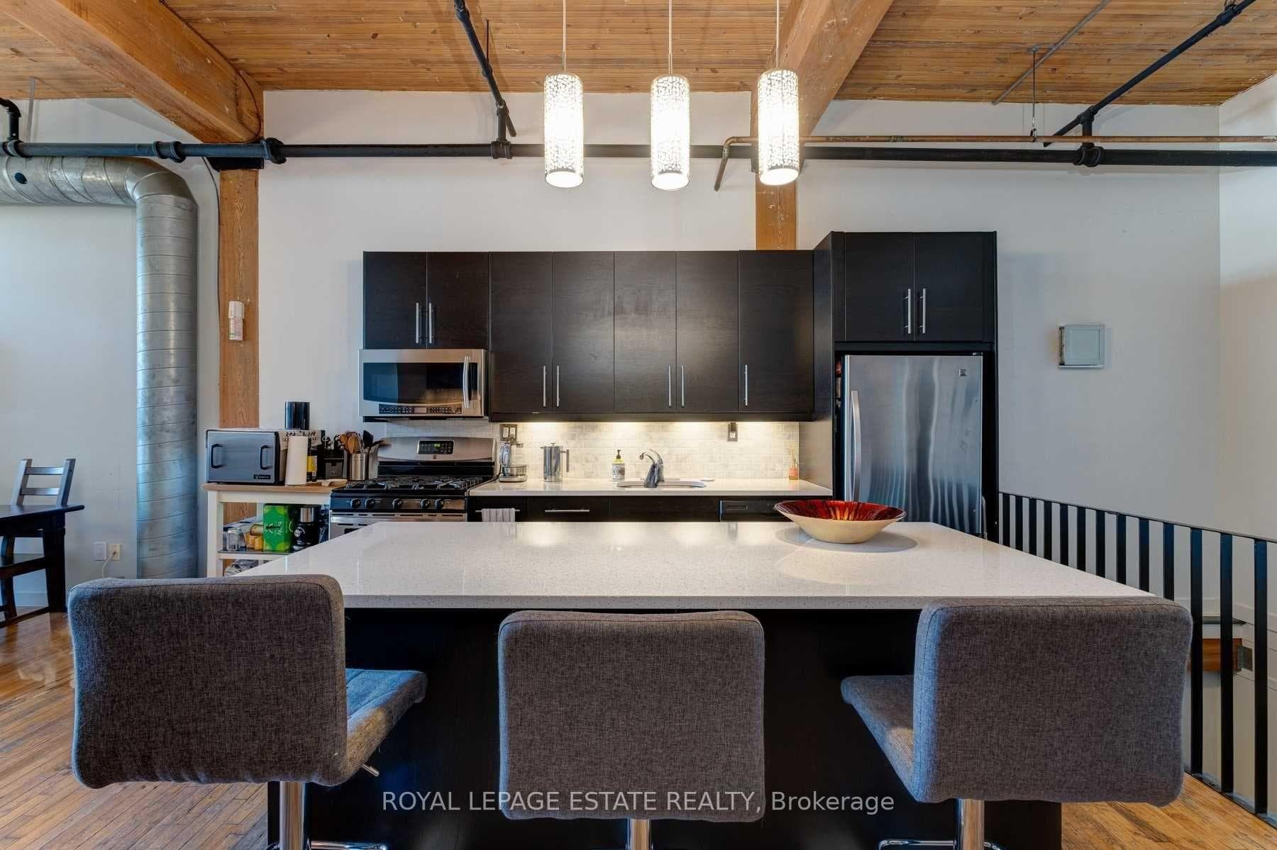426 Queen Street Unit 101 photo 9