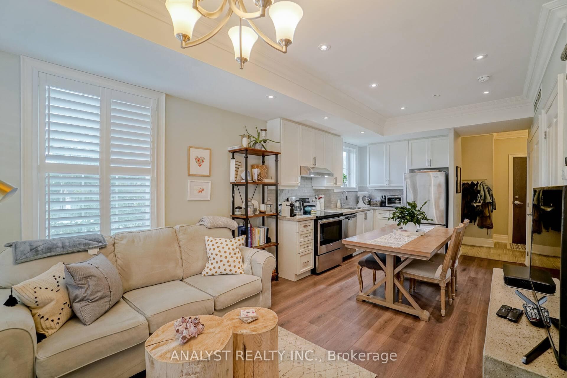 10425 Islington Avenue Unit 216 photo 14