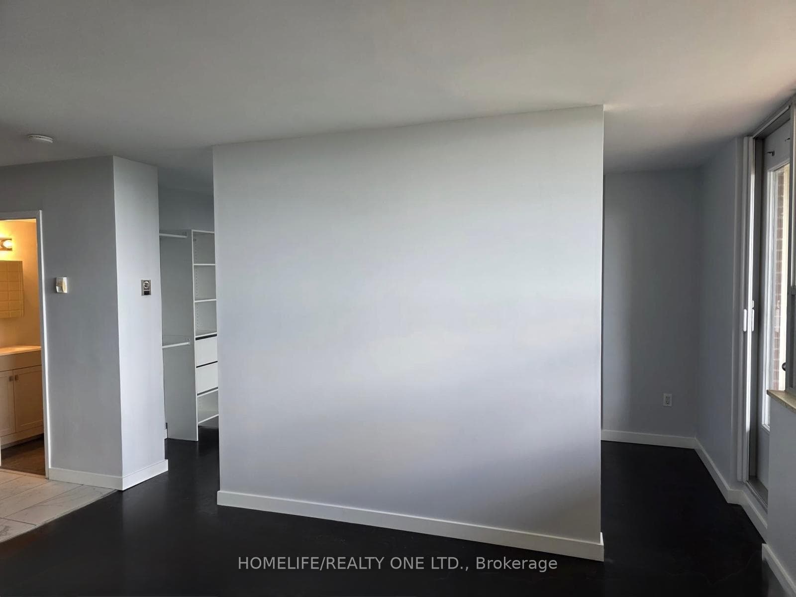 40 Homewood Avenue Unit 2010 photo 4