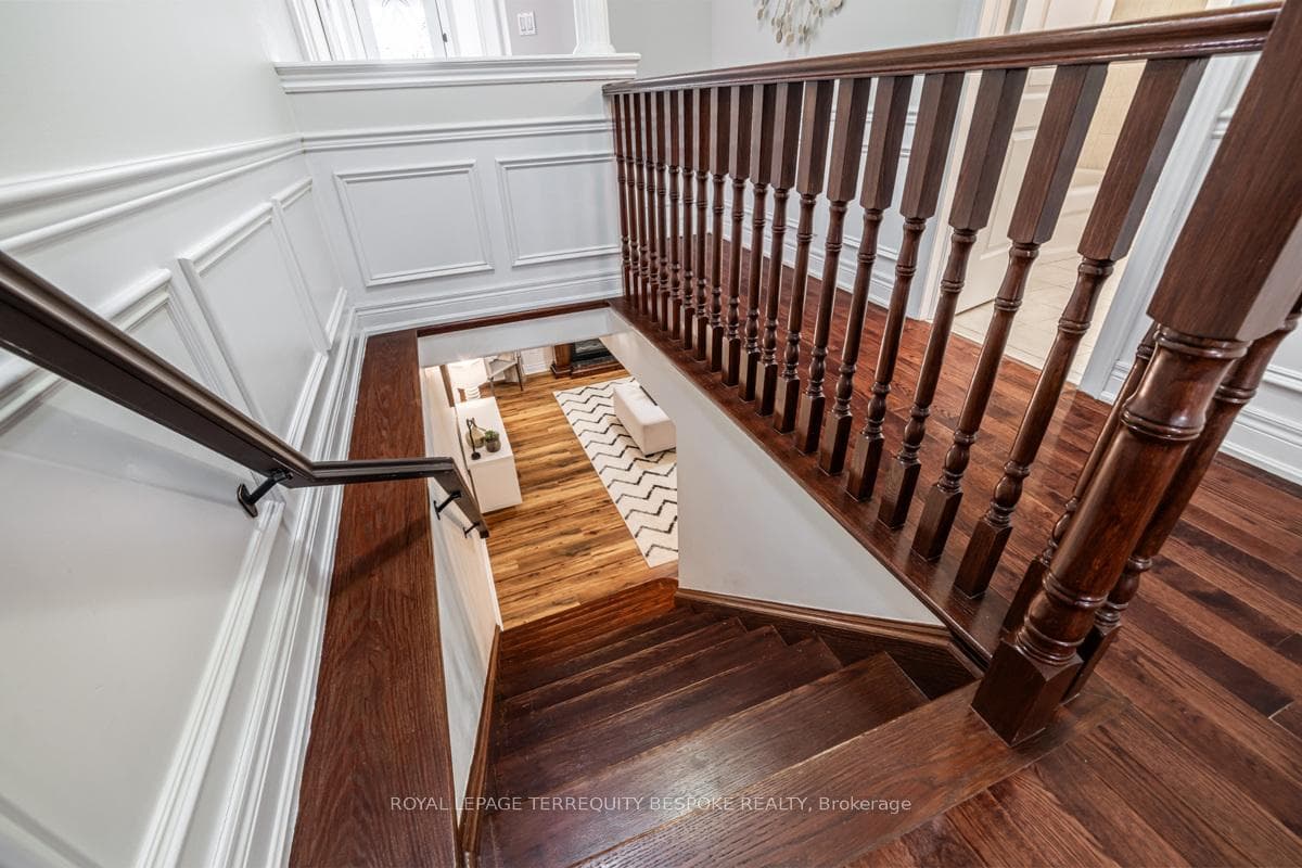 241 Mcroberts Avenue photo 20