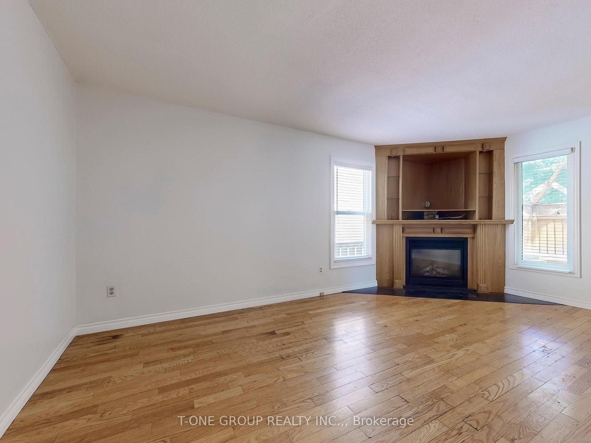 3400 Drummond Road photo 9