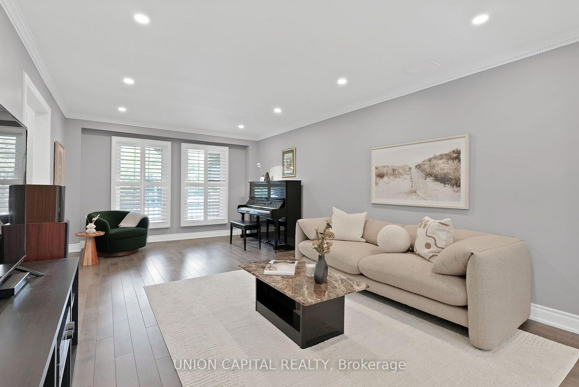 35 Mccarty Crescent photo 7