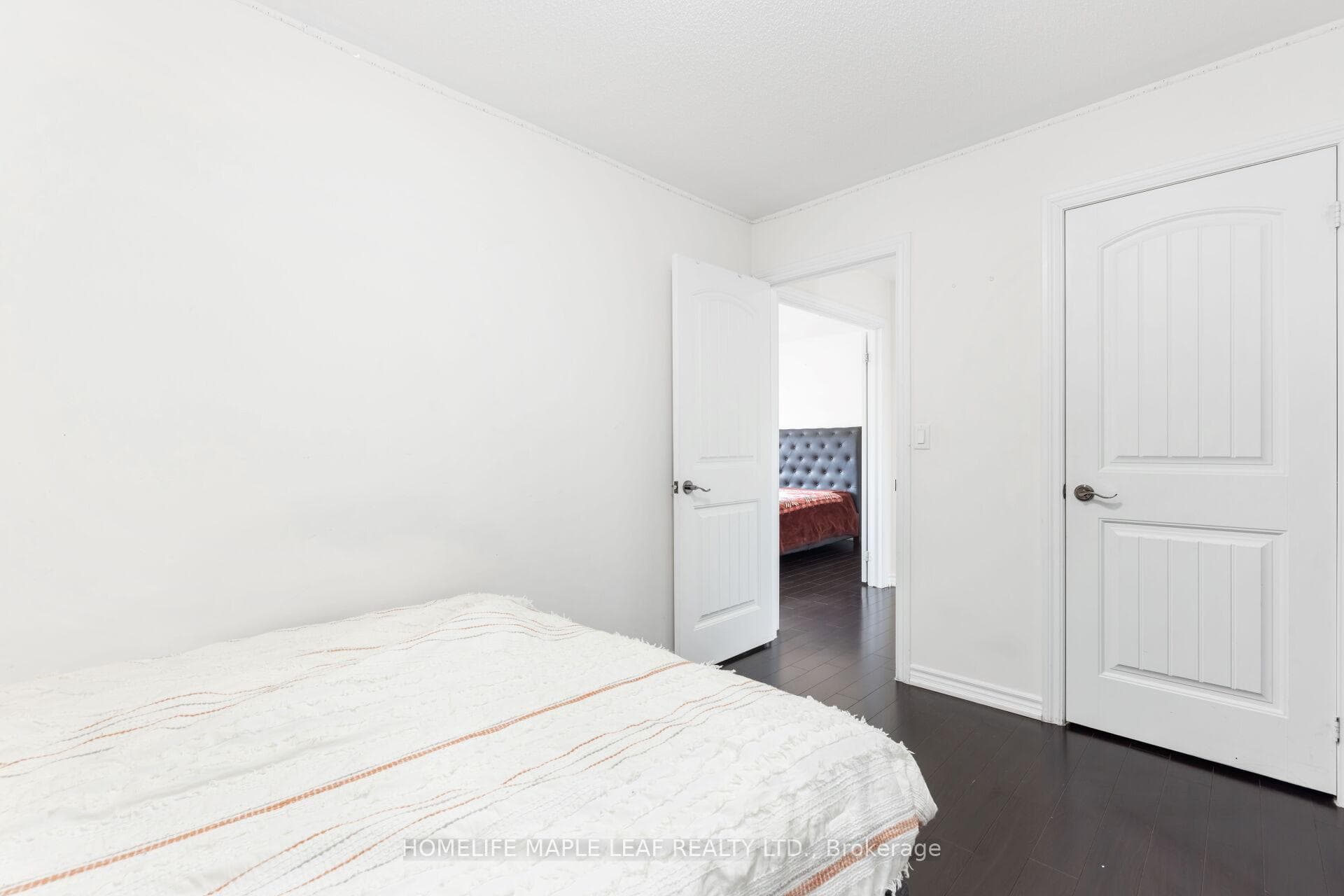 385 Mountainash Road photo 24