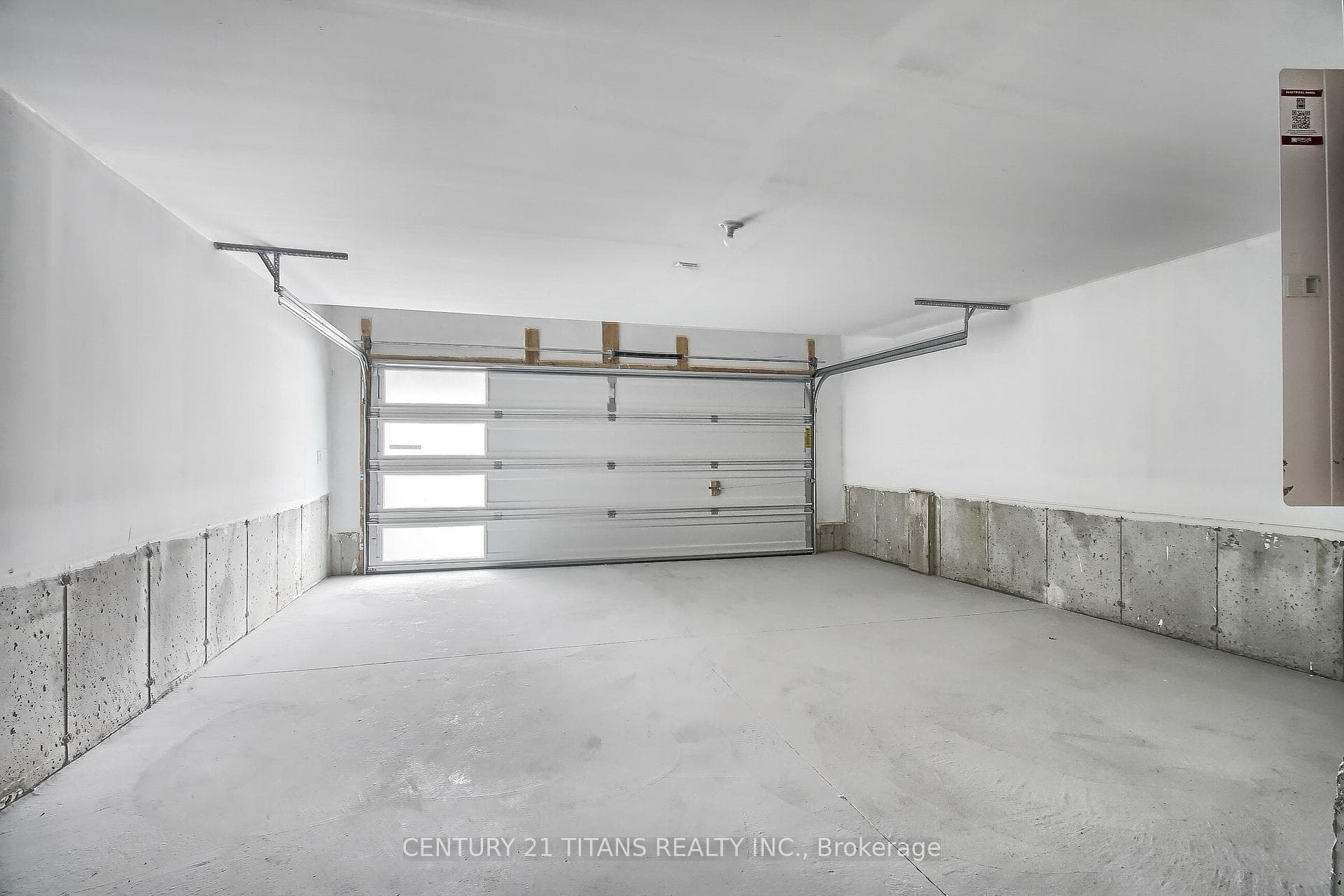 2733 Peter Matthews Drive photo 38