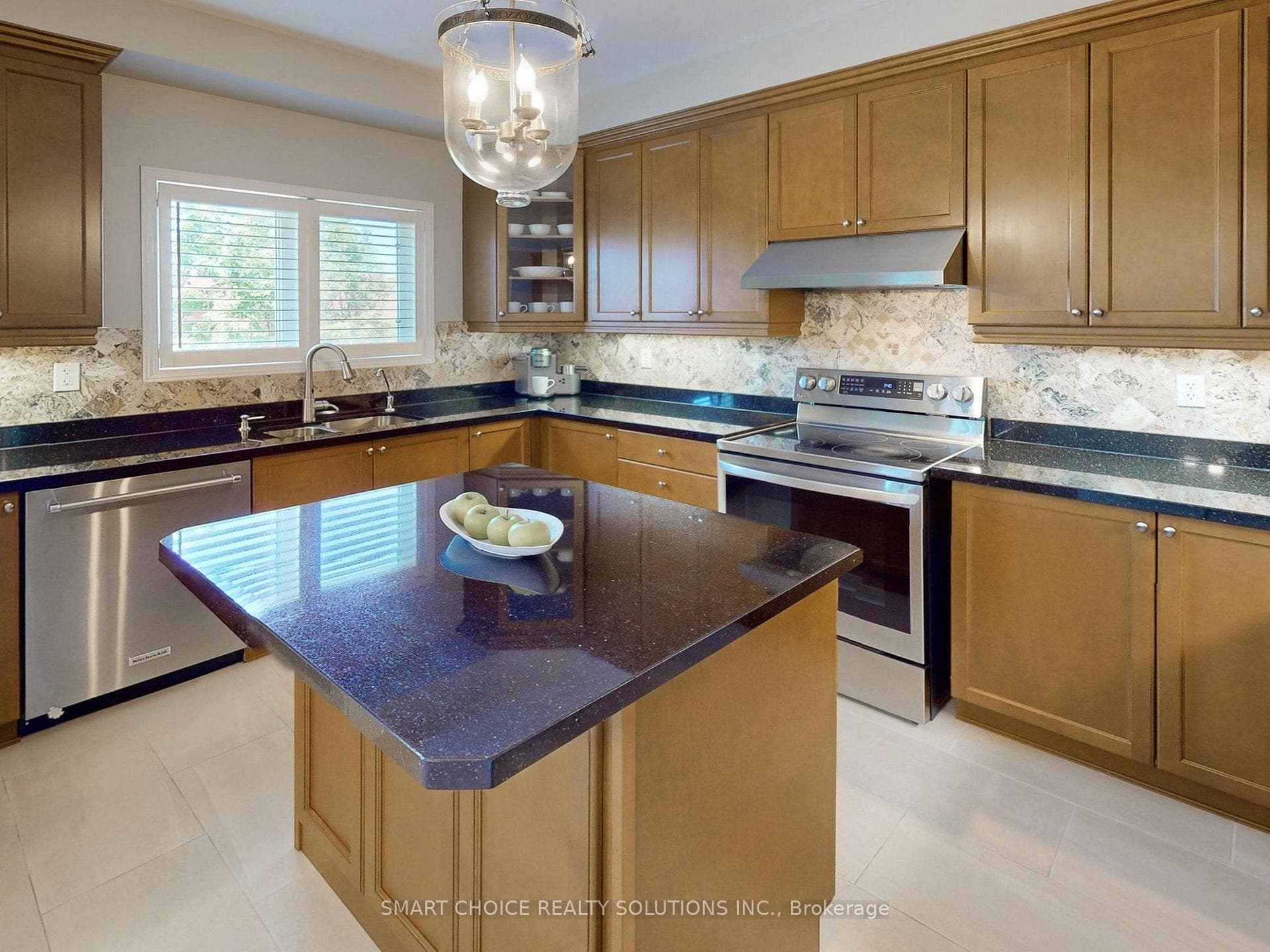 23 Elderberry Gate photo 10