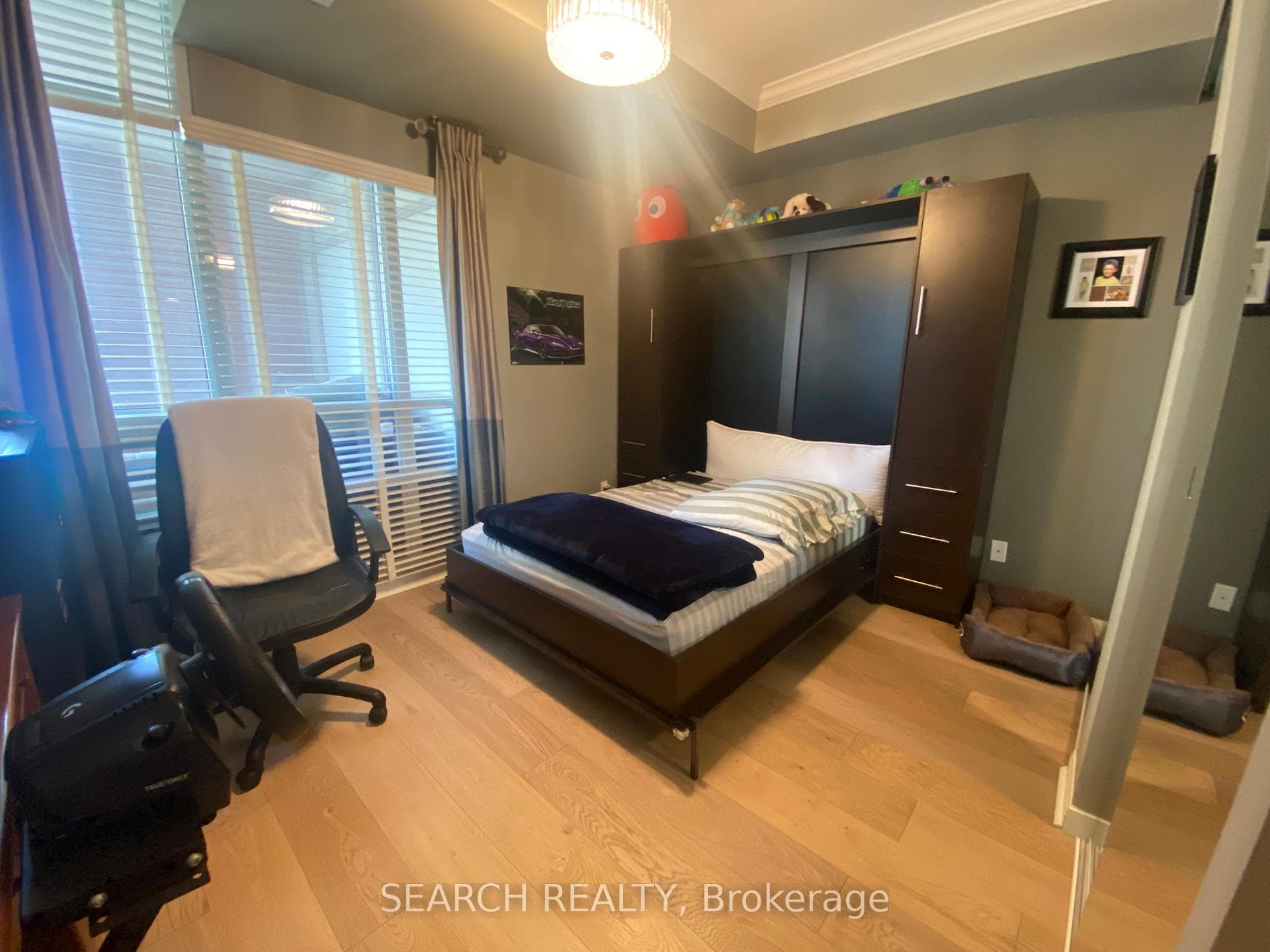 900 Mount Pleasant Road Unit 407 photo 14