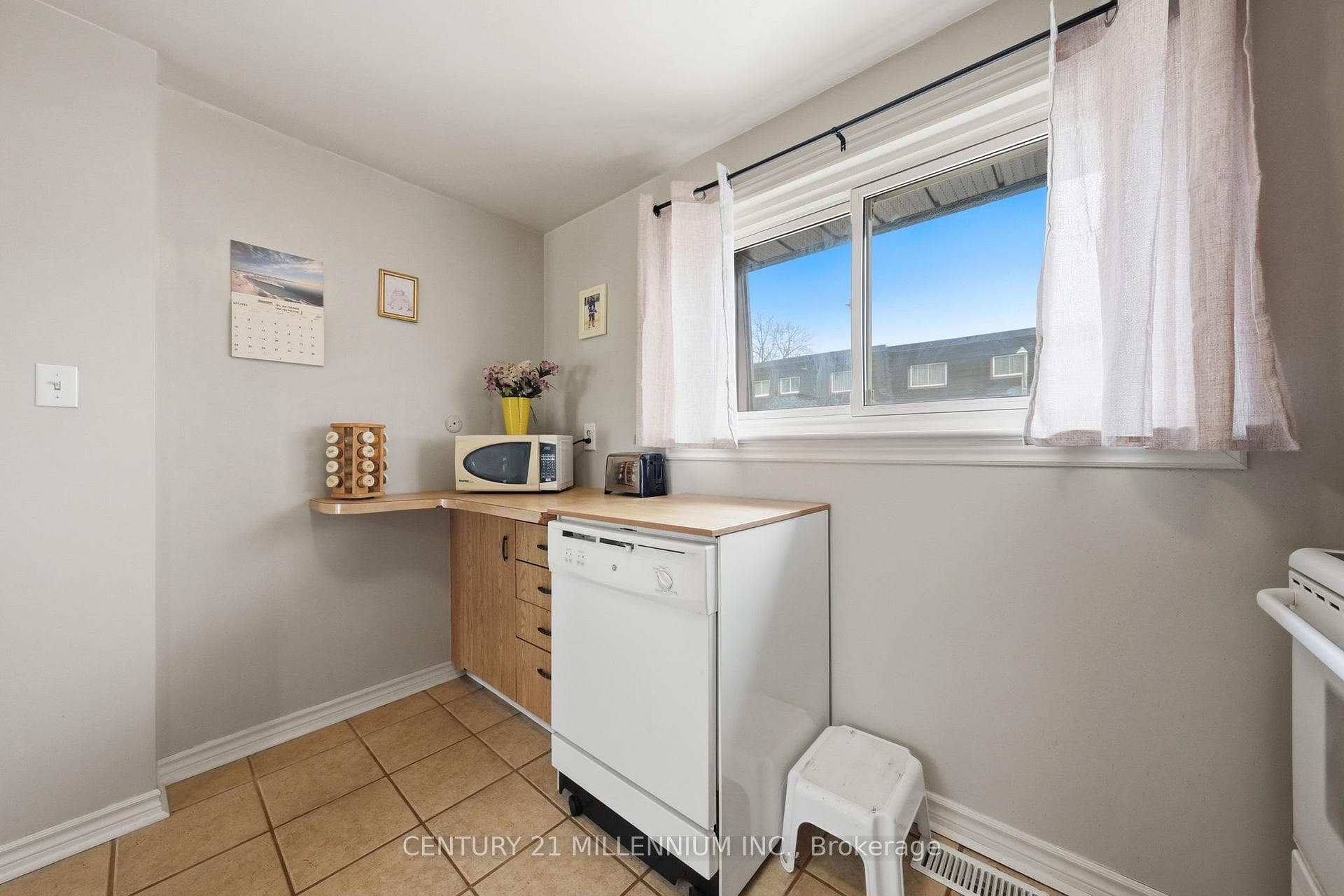 107 Darras Court photo 13