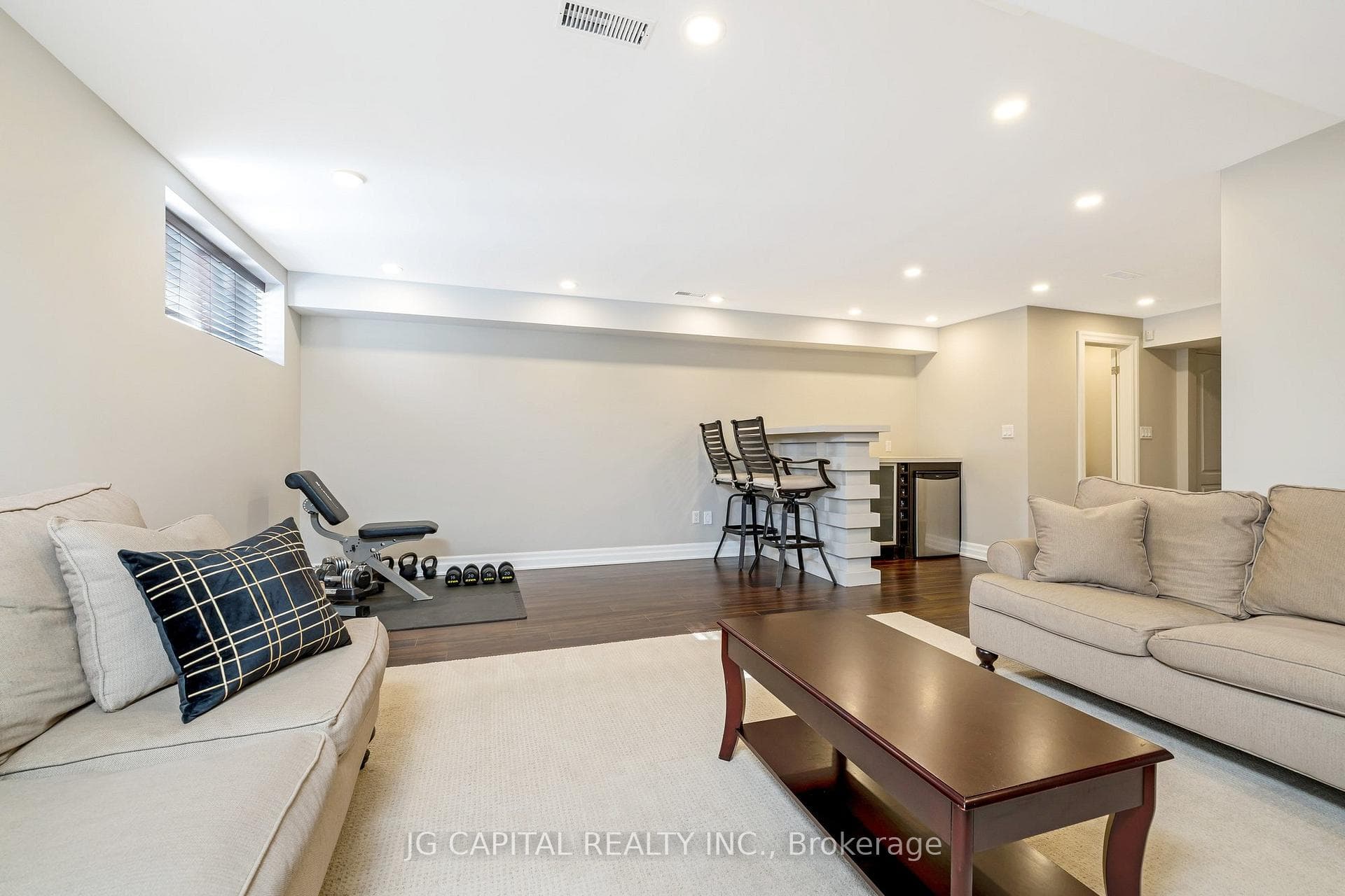 1154 Woodington Lane photo 41