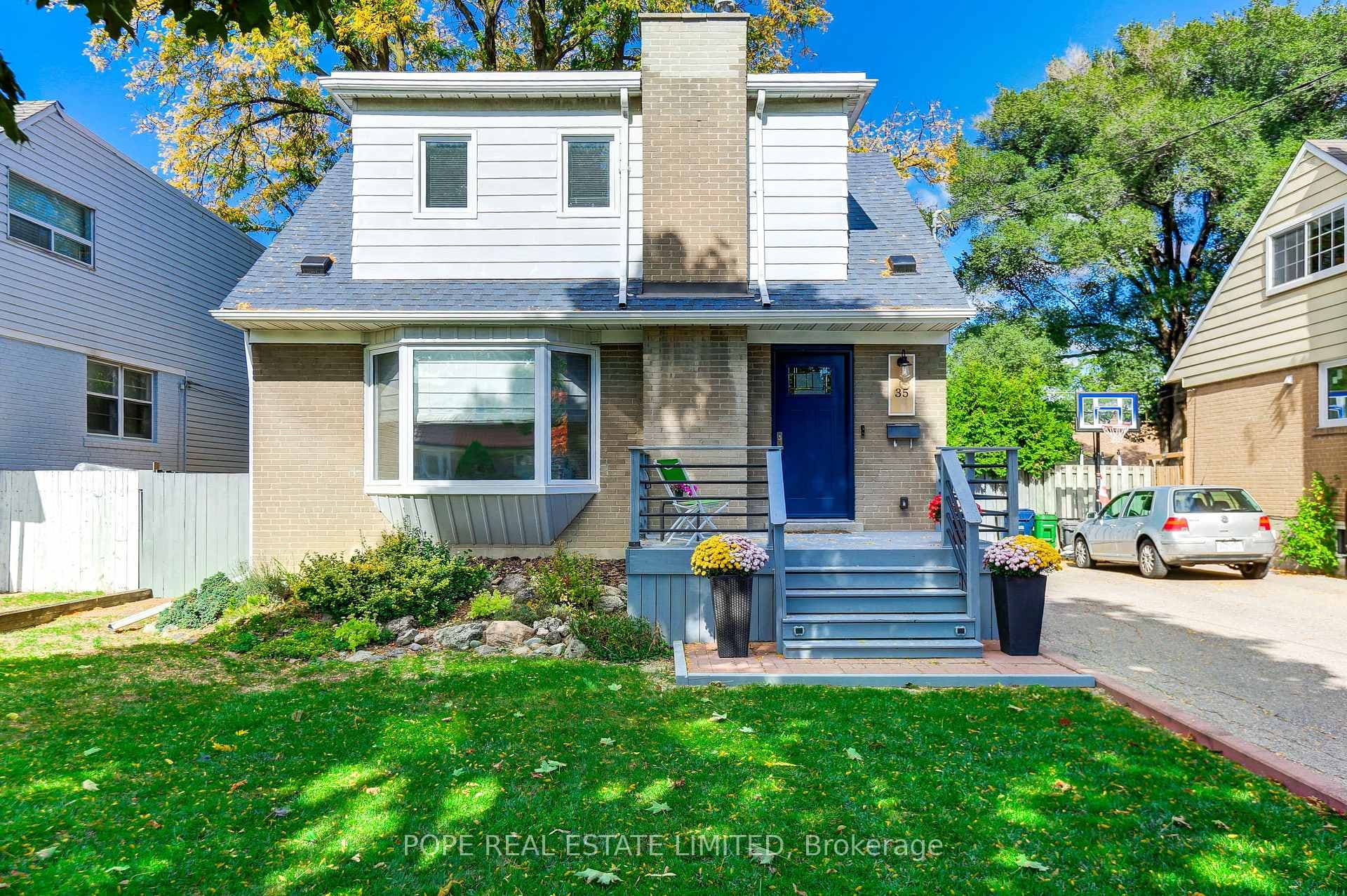 35 Tofield Crescent photo 2