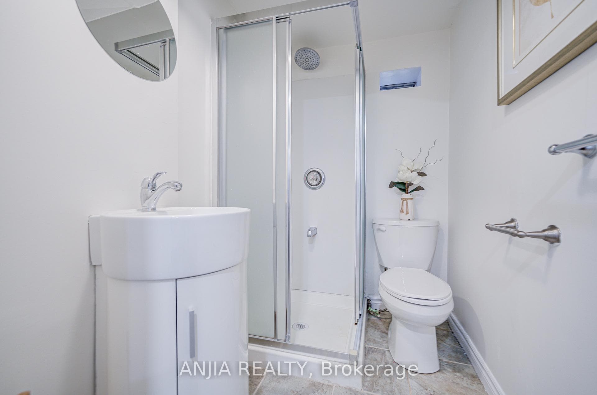 248 Codsell Avenue photo 28