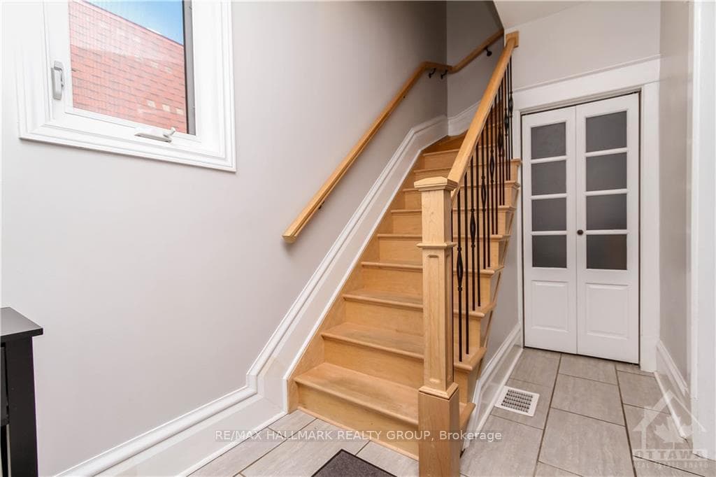 129 BLACKBURN Avenue photo 4