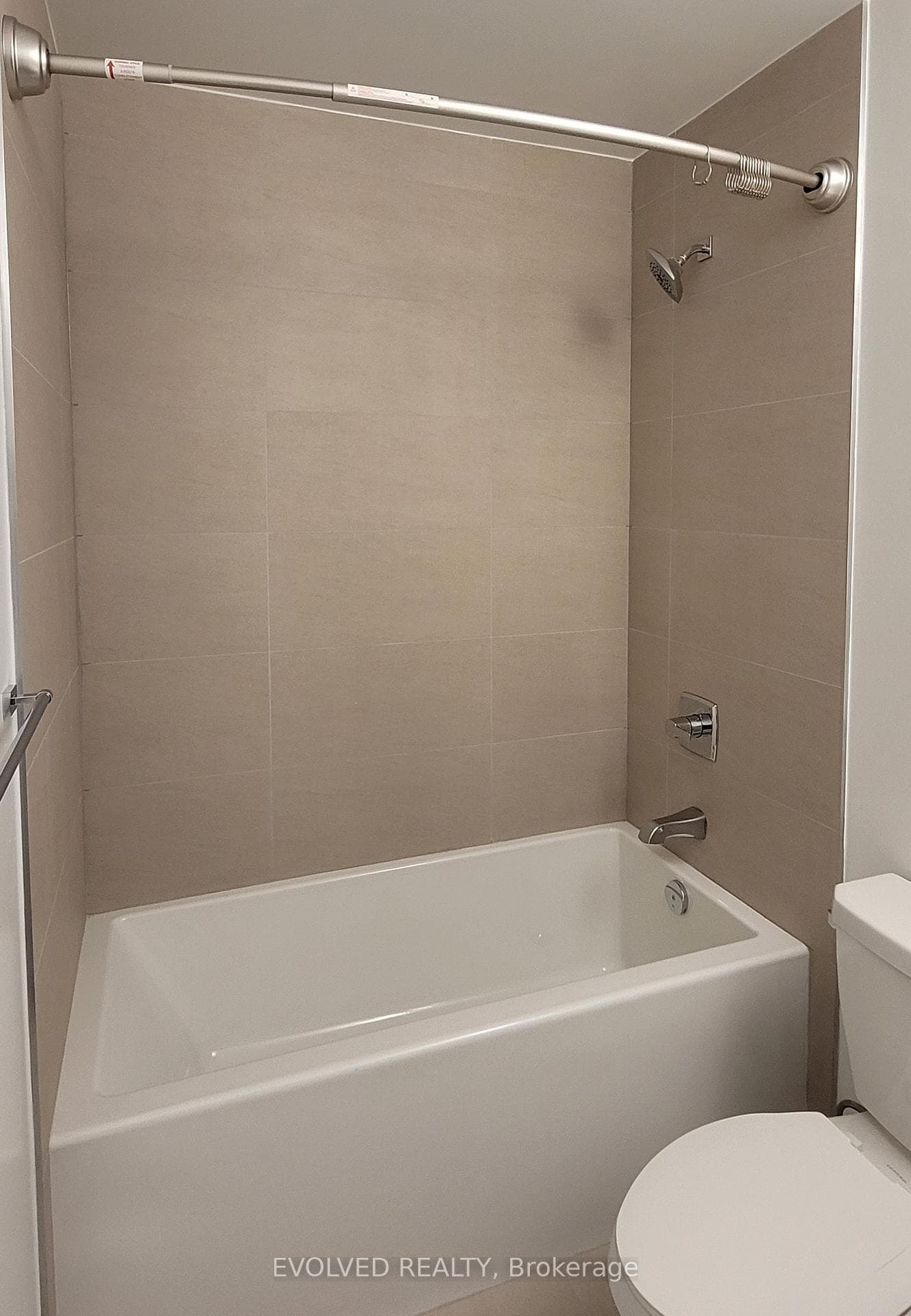 286 Main Street Unit 709 photo 10