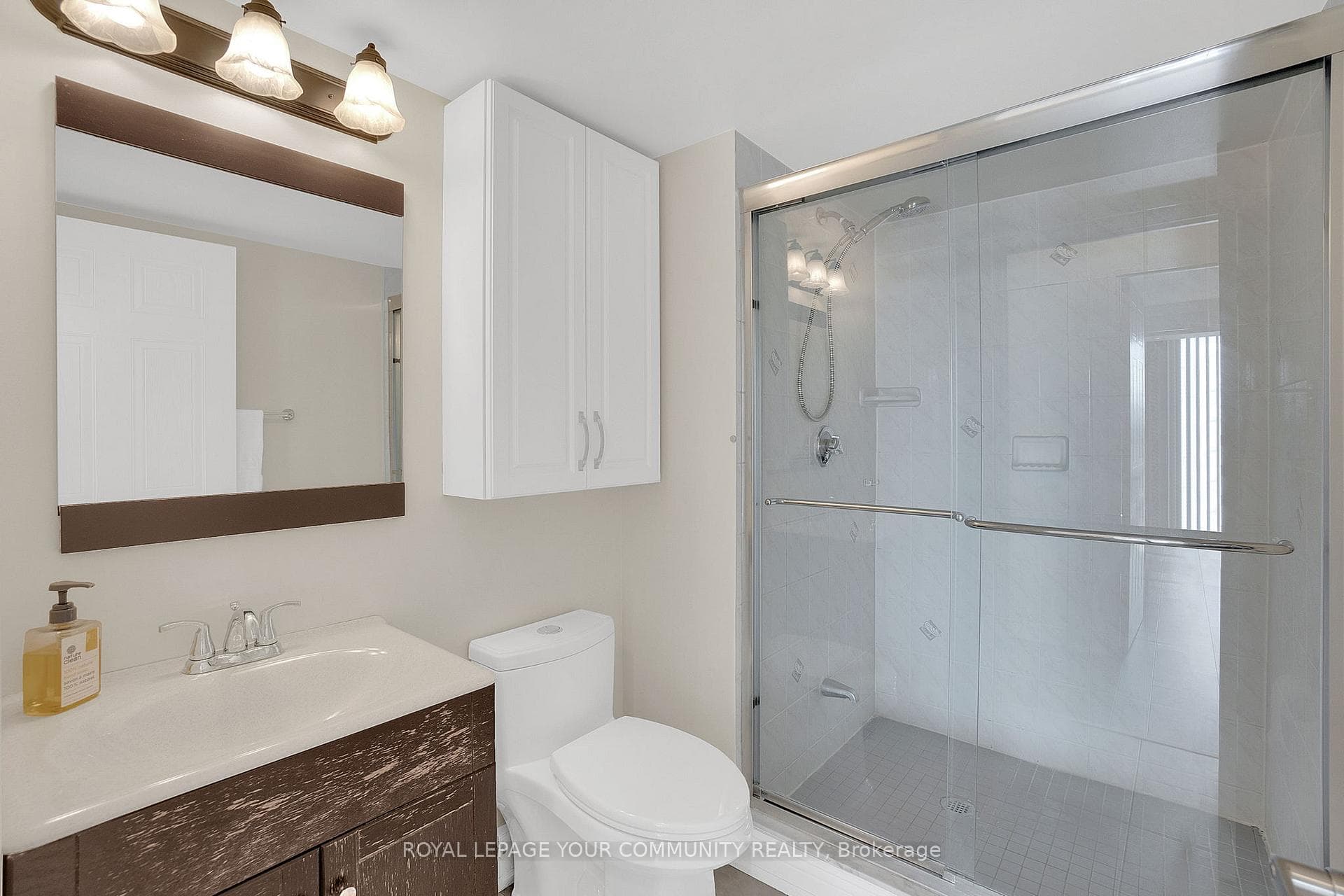 32 Clarissa Drive Unit 821 photo 23