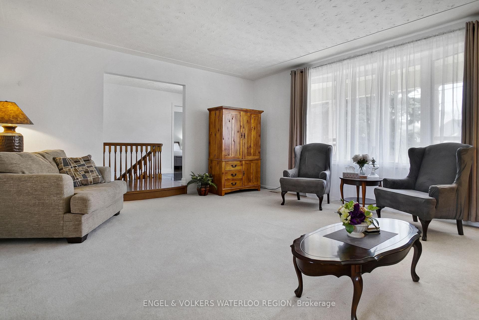 128 Carson Drive photo 6