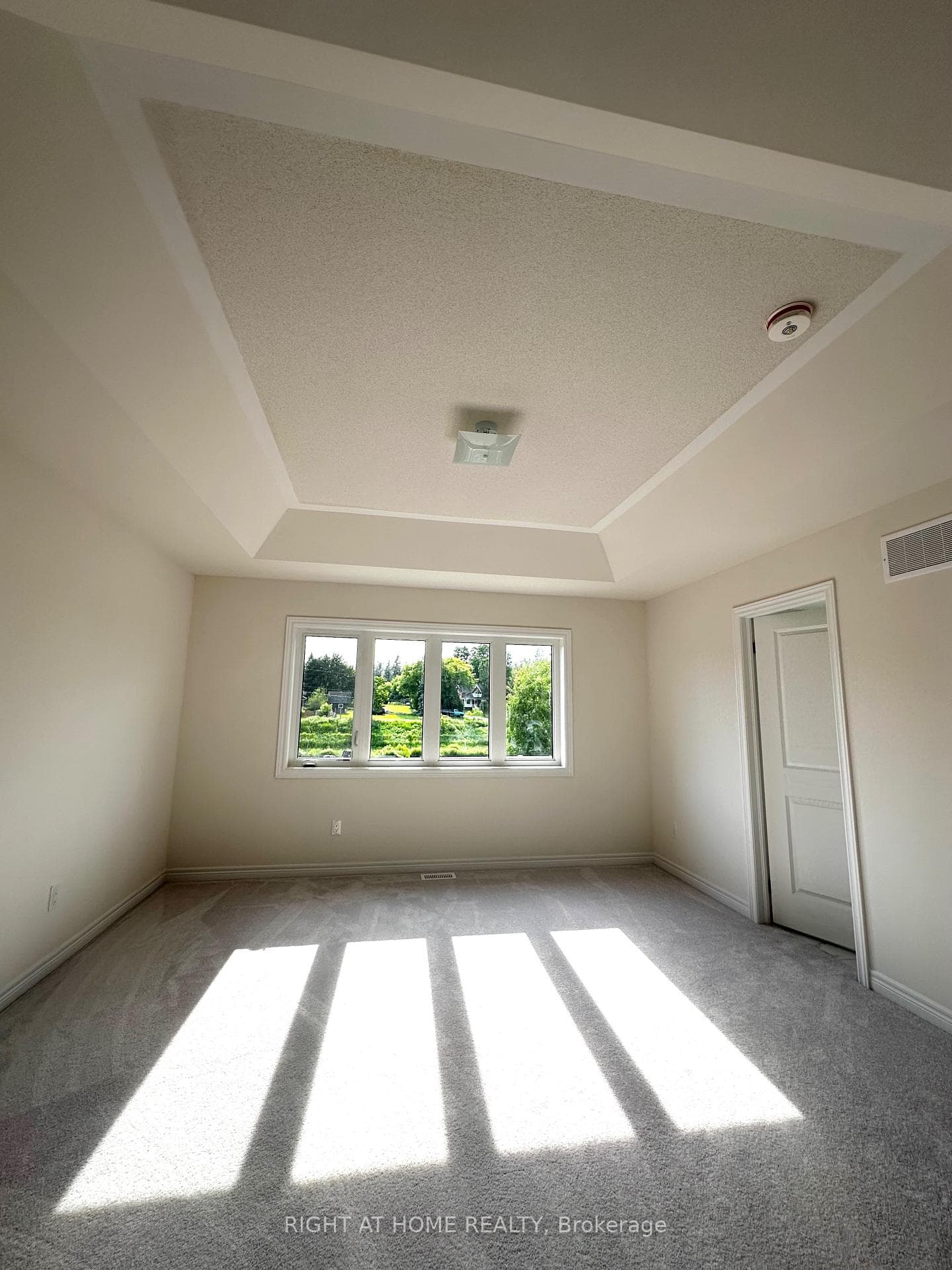 1370 DAVIS LOOP Circle photo 9