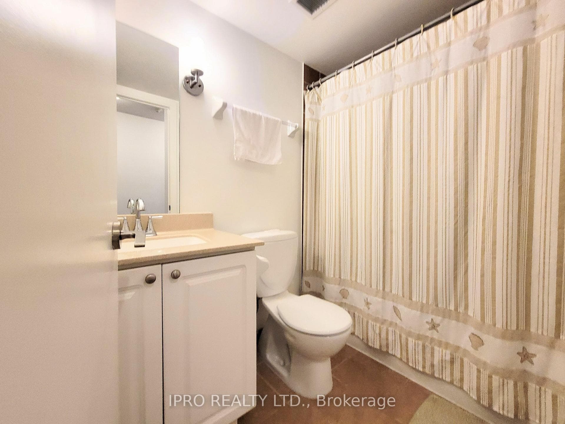 25 Viking Lane Unit 2451 photo 8