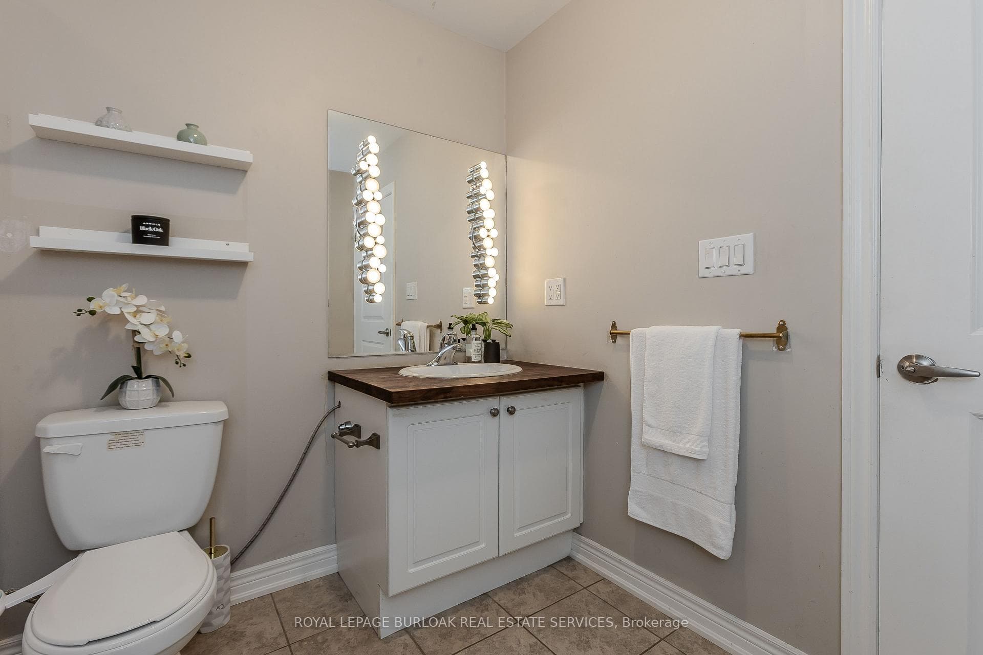 6928 Ailanthus Avenue Unit 104 photo 35