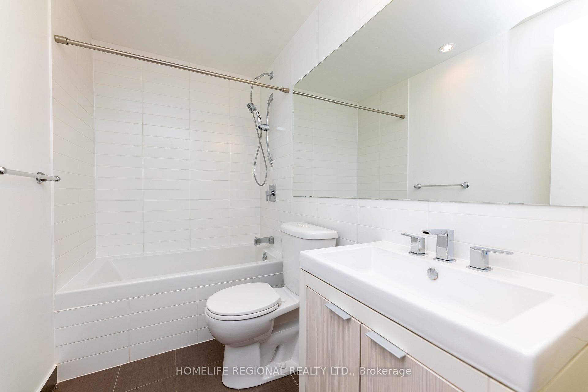 130 Rusholme Road Unit 304 photo 8