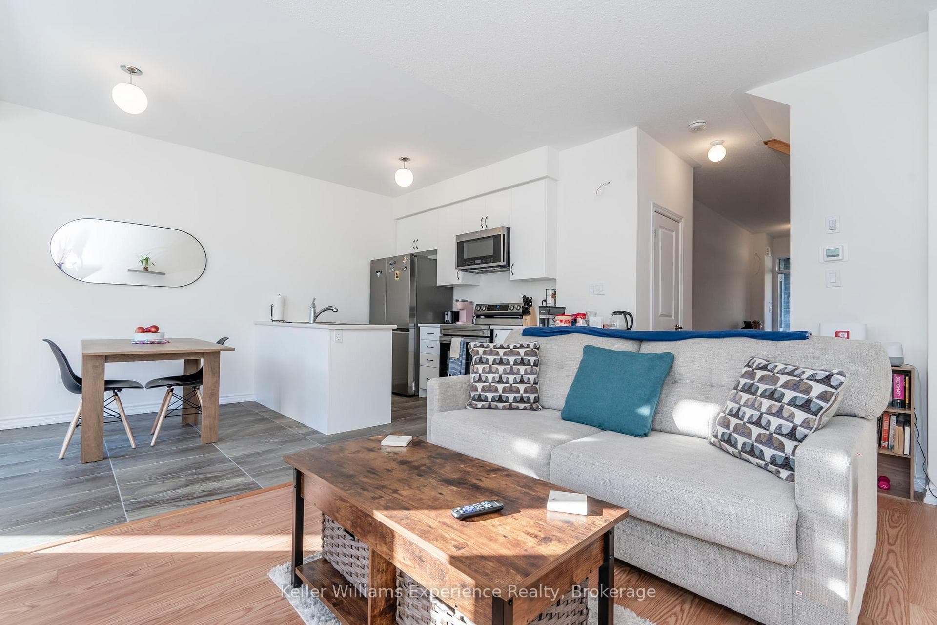12 Durham Avenue photo 16