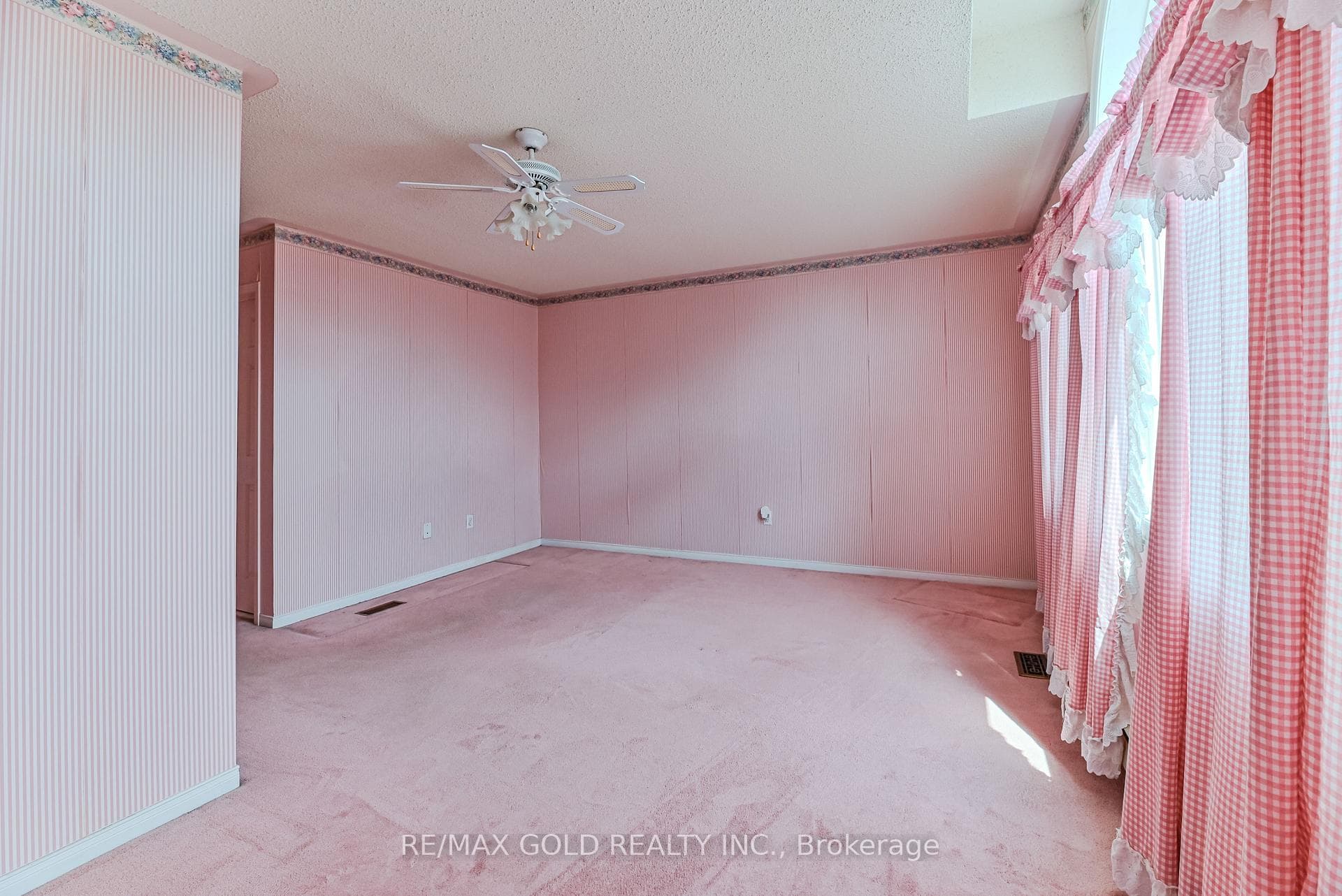 27 Bighorn Crescent photo 26