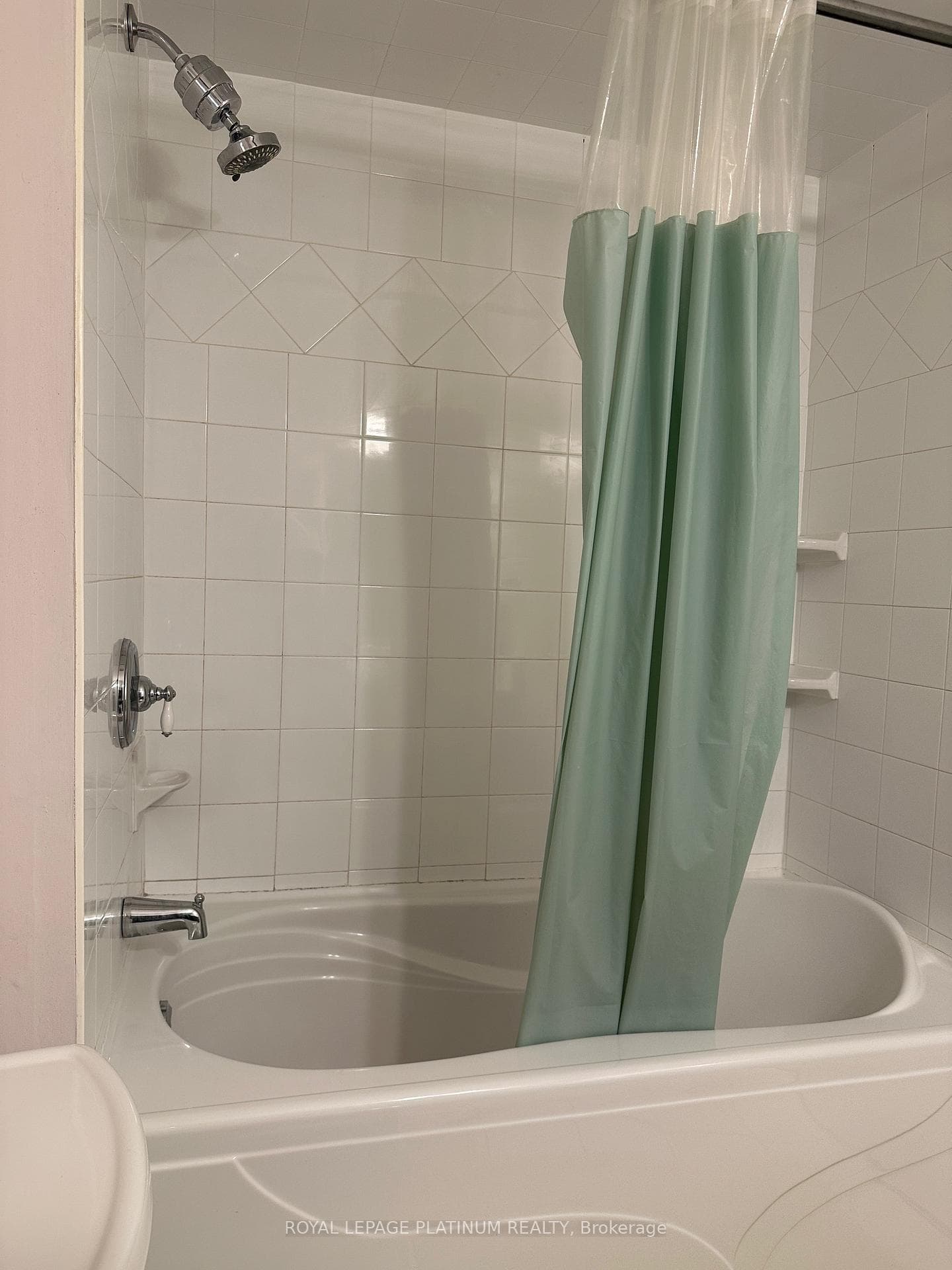 895 Maple Avenue Unit 611 photo 12