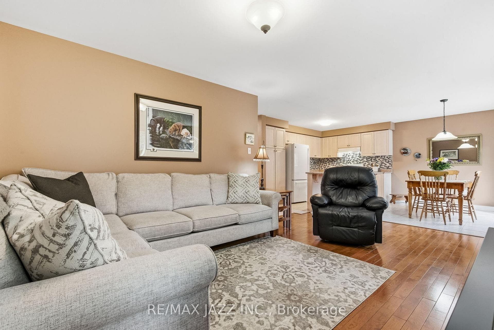 37 Woodcock Avenue photo 12