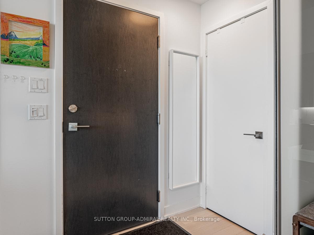 20 Minowan Miikan Lane Unit 1511 photo 2