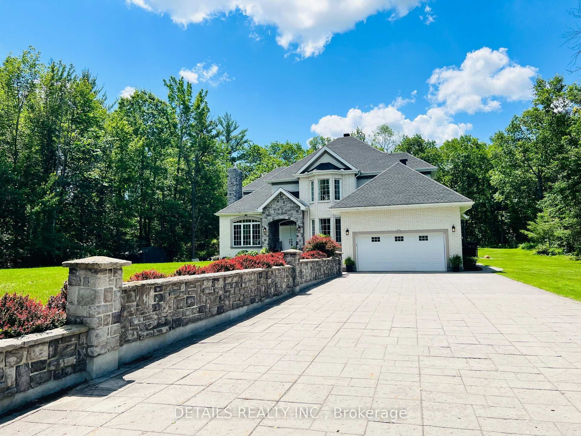 461 John Aselford Drive photo 2
