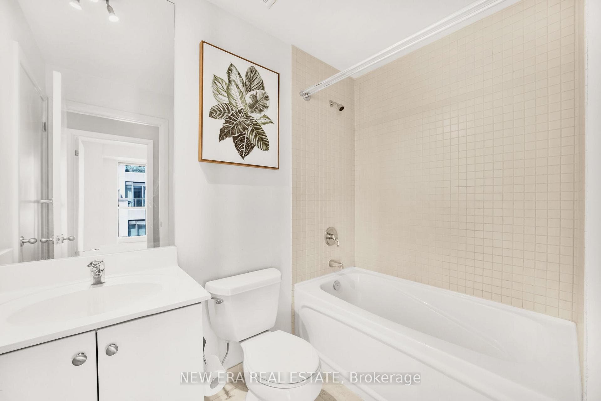 11 Soho Street Unit 503 photo 27