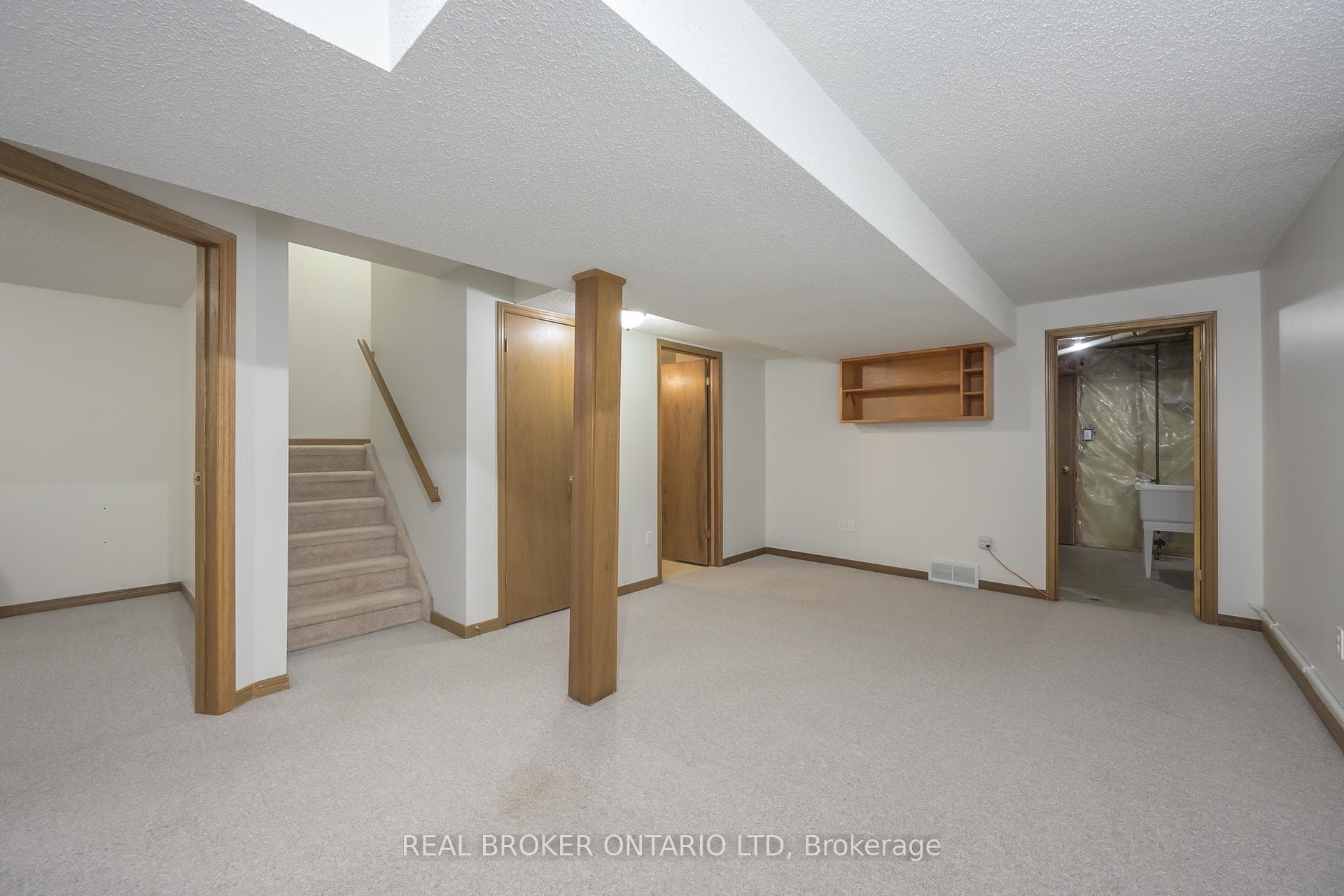 195 Barker Street Unit 4 photo 18