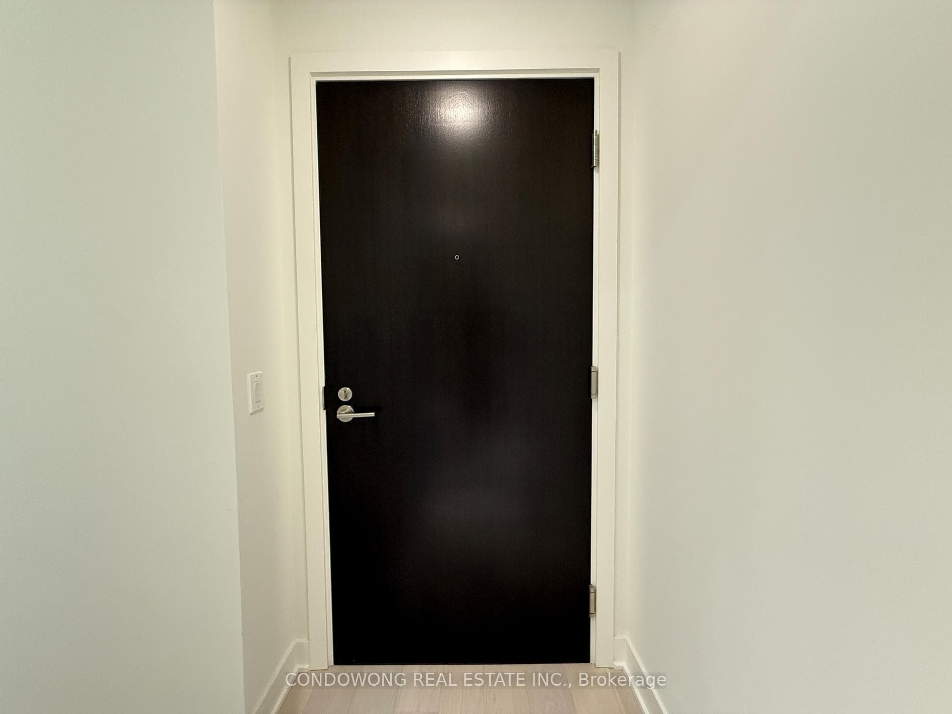11 Yorkville Avenue Unit 3105 photo 8
