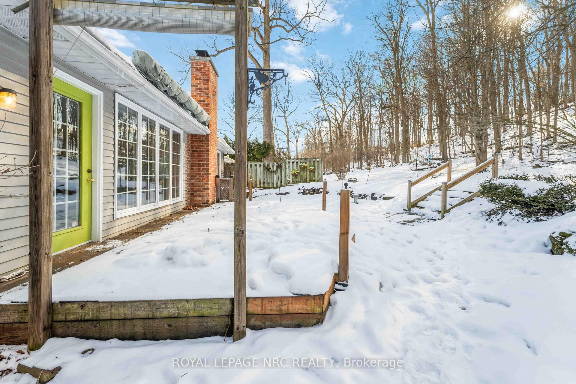 192 Woodside Drive photo 39