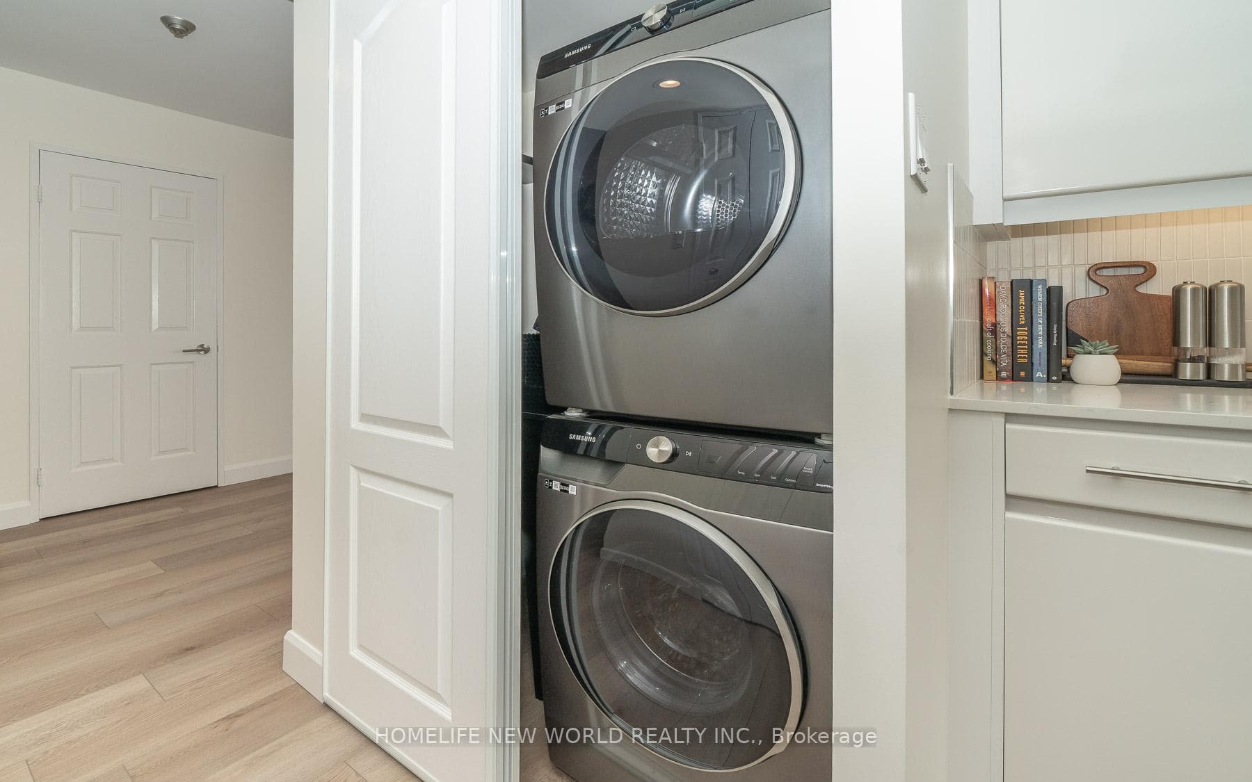 10 Torresdale Avenue Unit 304 photo 31