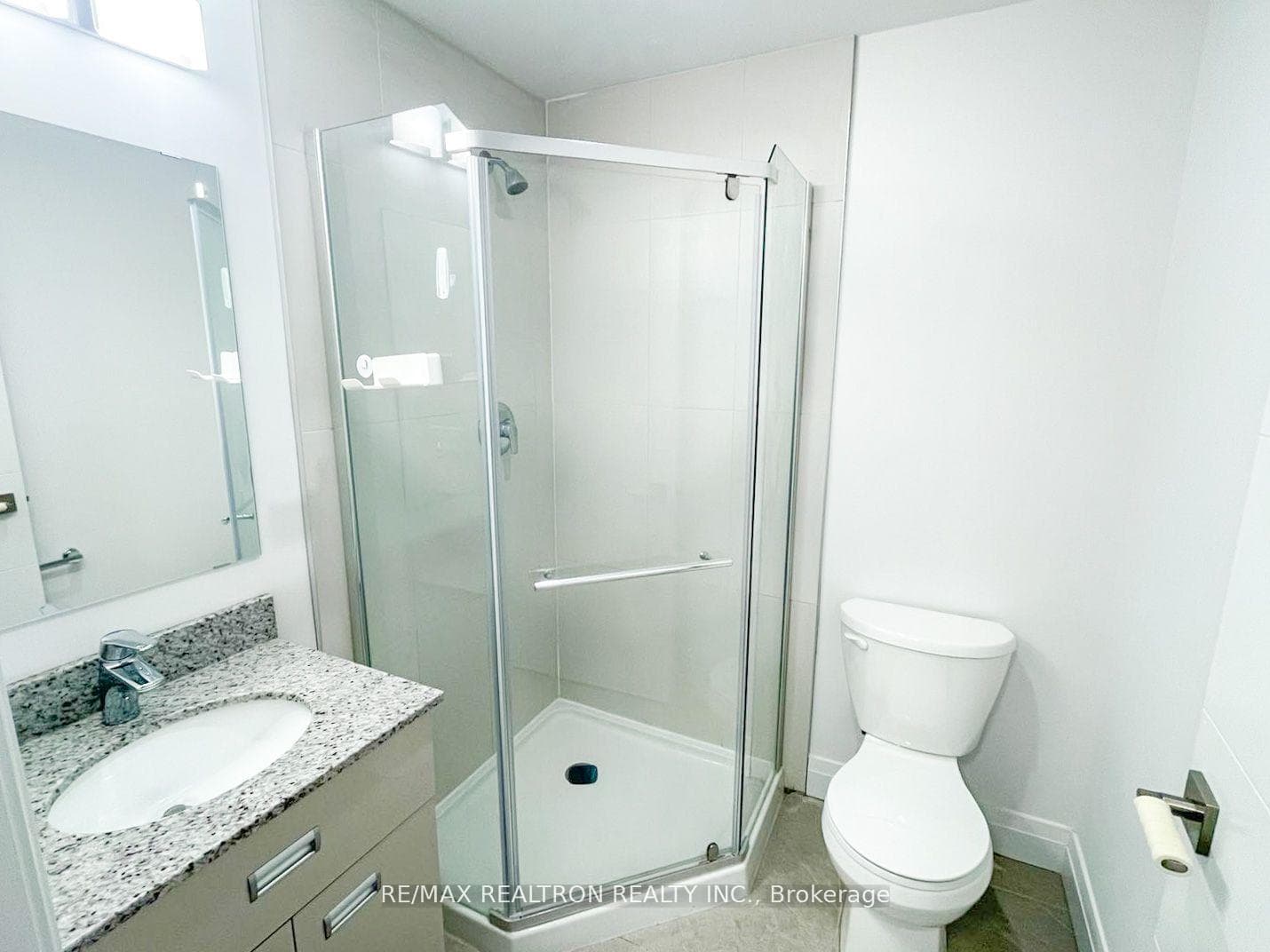 652 Princess Street Unit 526 photo 15