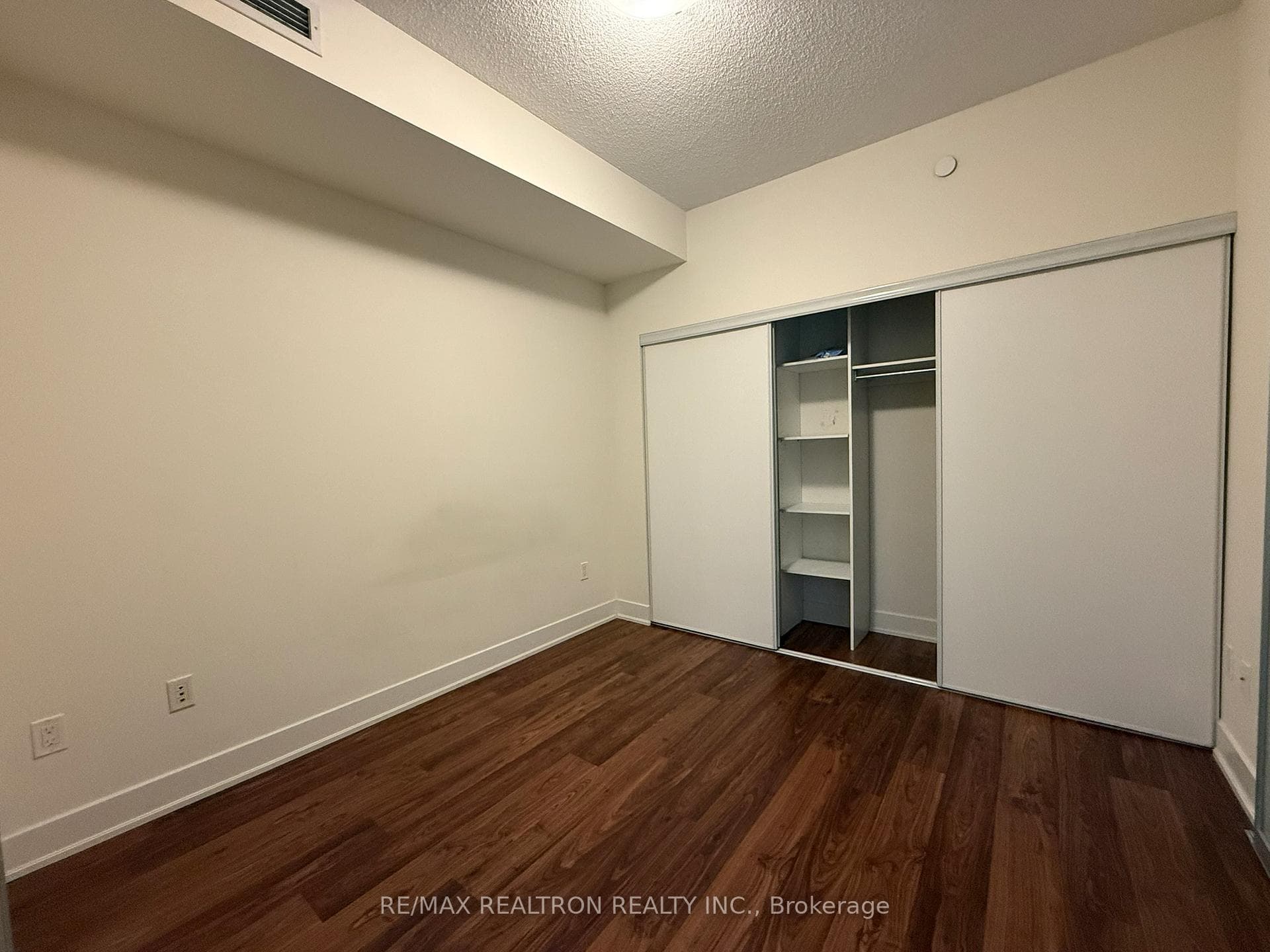 88 Sheppard Avenue Unit 209 photo 14