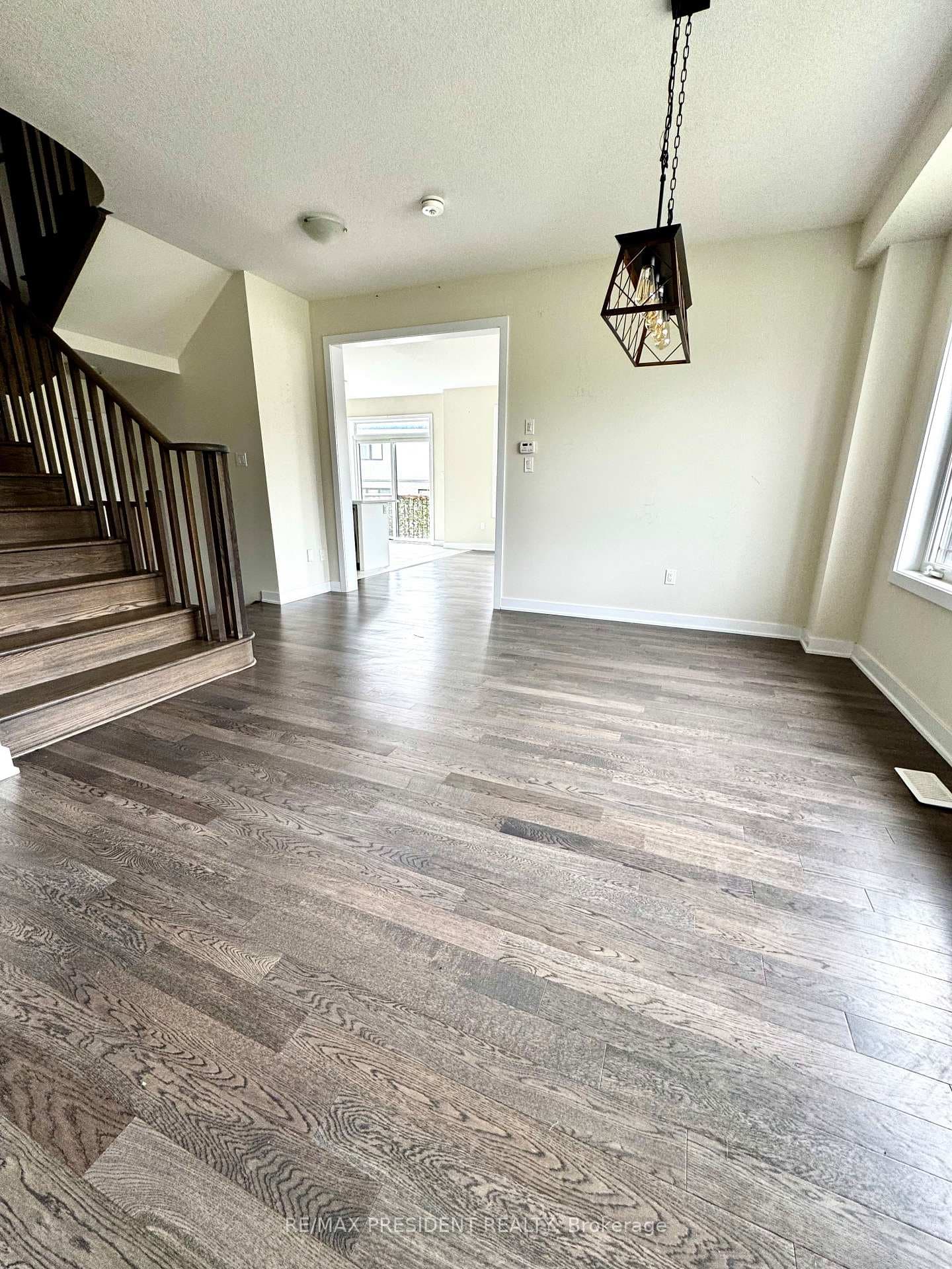 167 Stern Drive photo 4