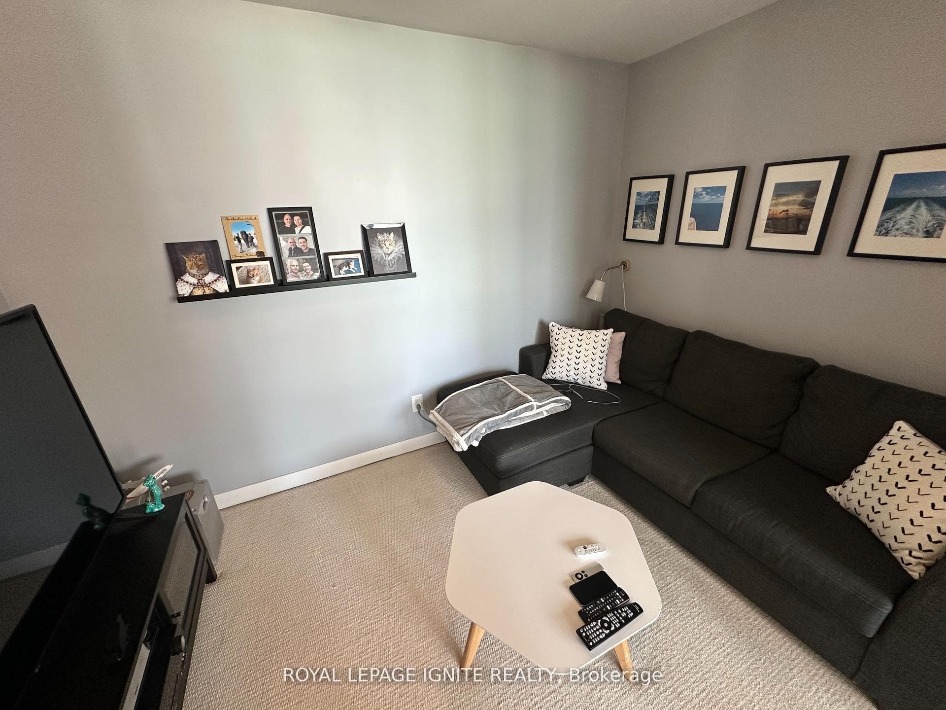 110 Charles Street Unit 1809 photo 25