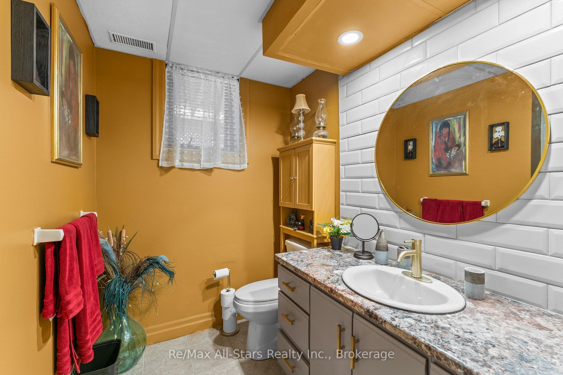 54 Bluewater Avenue photo 27