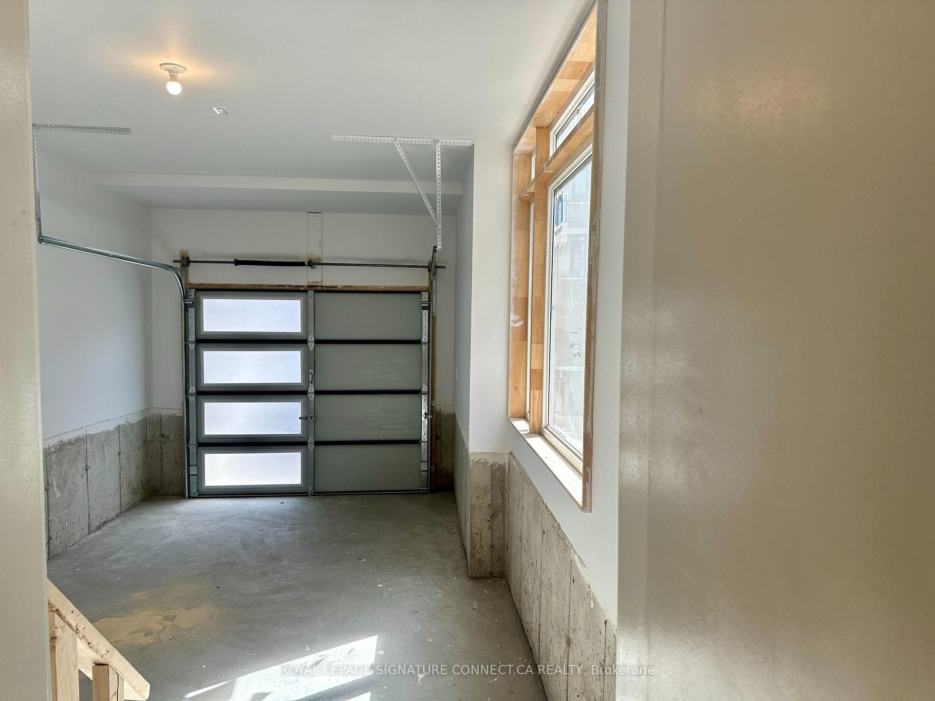 22 Emmas Way photo 25